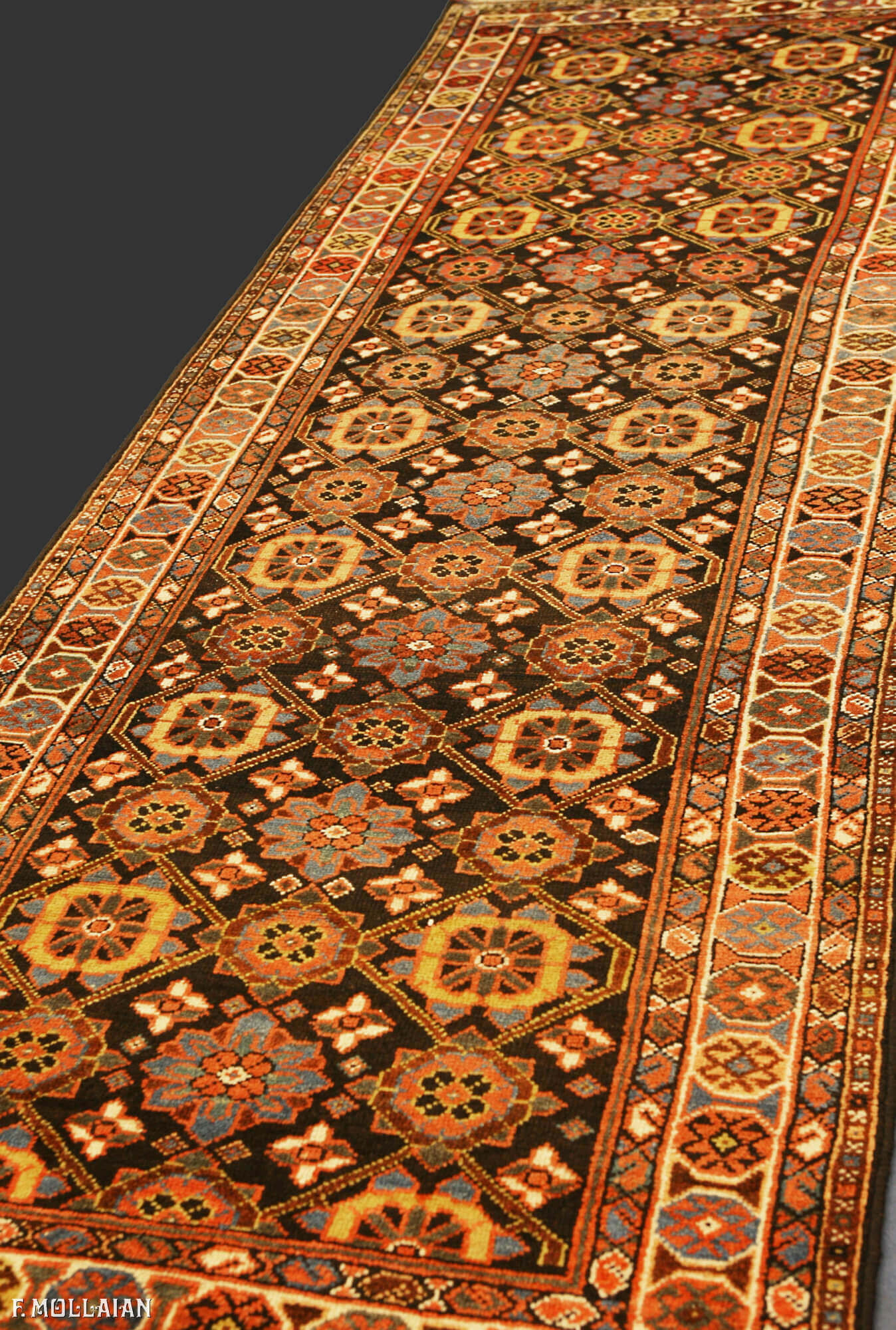 Antique Persian Varamin Rug n°:95931587